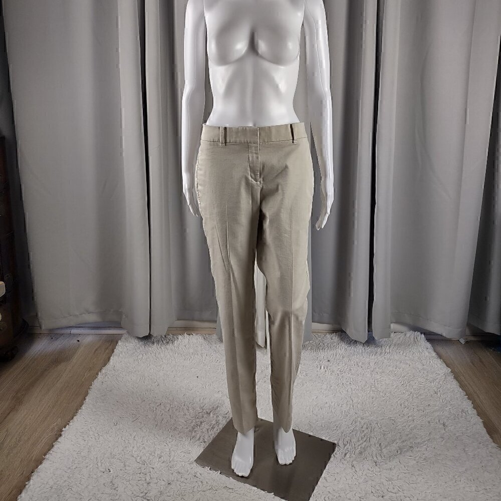 Ann Taylor Ann Straight Leg Cotton Blend Beige, Tan Khaki Pants, Slacks Size 2